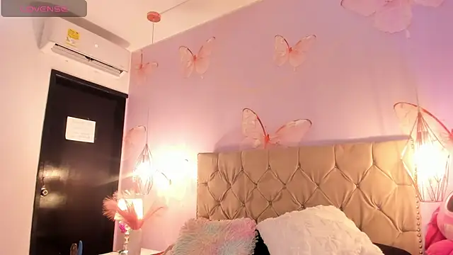 Vivi prinncess online show from April 2026 03:13:02 AM