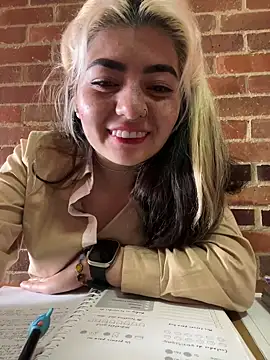 Snapshot of Sammysammy_ chatting on January 2025 07:52:01 PM Sammysammy online show from January 2025 07:52:01 PM