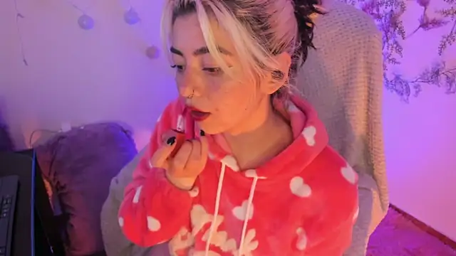 Snapshot of Sammysammy_ chatting on February 2025 01:13:01 AM Sammysammy online show from February 2025 01:13:01 AM