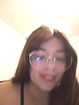 Snapshot of NinaSweet2 chatting on December 2024 04:04:02 AM NinaSweet2 online show from December 2024 04:04:02 AM