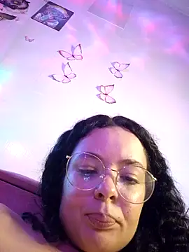 Snapshot of NinaSweet2 chatting on January 2025 06:41:01 AM NinaSweet2 online show from January 2025 06:41:01 AM