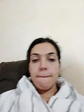 JoLeNe27 online show from October 2025 06:08:02 AM