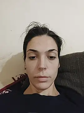 Snapshot of JoLeNe27 chatting on November 2025 07:07:01 AM JoLeNe27 online show from November 2025 07:07:01 AM