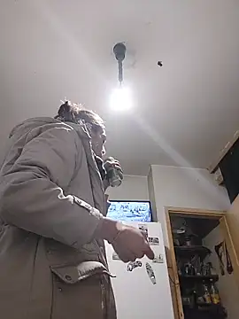 Snapshot of JoLeNe27 chatting on November 2025 06:34:02 PM JoLeNe27 online show from November 2025 06:34:02 PM