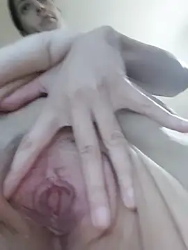 Snapshot of JoLeNe27 chatting on November 2025 04:23:02 AM JoLeNe27 online show from November 2025 04:23:02 AM