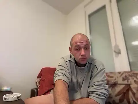 Flakka95 online show from February 2026 11:31:02 PM