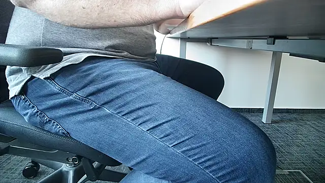 69bezfleku online show from November 2025 11:10:01 AM