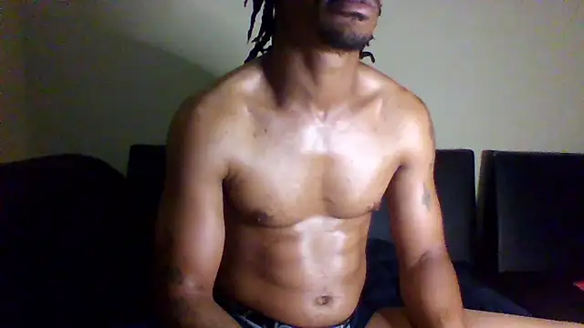 Snapshot of SoulLov333 chatting on December 2024 01:10:01 AM SoulLov333 online show from December 2024 01:10:01 AM