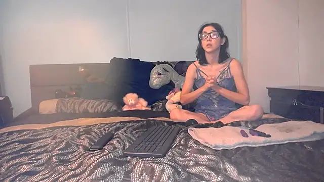 babbygirl94 online show from November 2025 05:57:01 PM