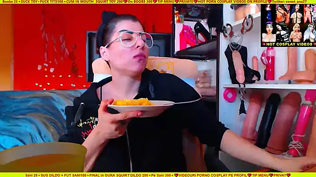 Snapshot of cuminmenowbbyx chatting on February 2025 01:57:01 PM cuminmenowbbyx online show from February 2025 01:57:01 PM