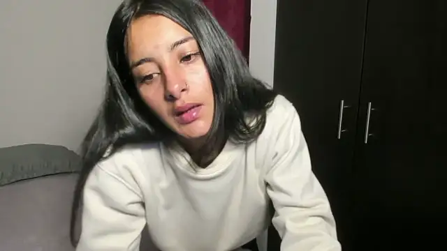 Snapshot of skinny_Yizz chatting on September 2025 02:38:02 AM skinny Yizz online show from September 2025 02:38:02 AM