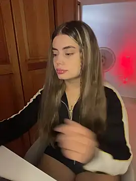 Miss valeriaa online show from March 2026 03:28:02 PM