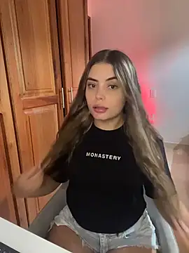 Snapshot of Miss_valeriaa chatting on April 2026 03:01:02 PM Miss valeriaa online show from April 2026 03:01:02 PM