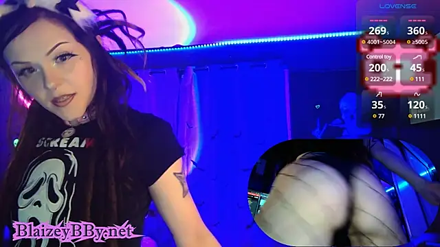 BlaizeyBBy online show from January 2025 10:05:02 AM