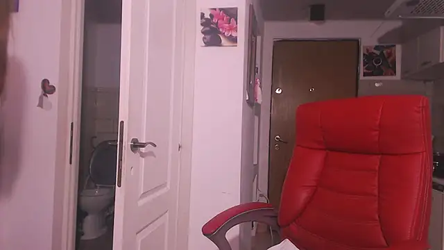 Snapshot of simyhvn chatting on October 2025 05:52:01 AM simyhvn online show from October 2025 05:52:01 AM