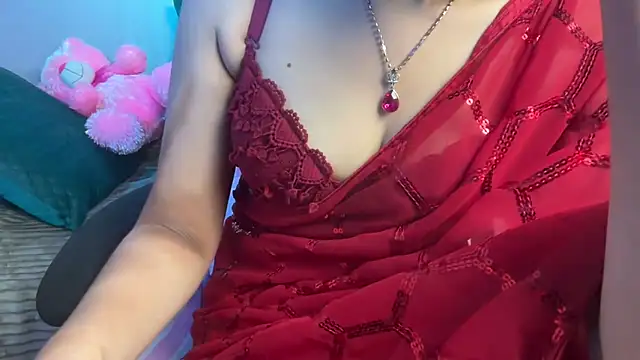 Queen Angelena online show from May 2026 05:18:01 PM