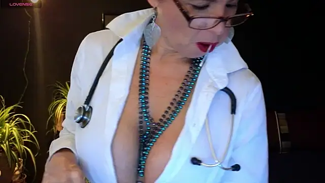 milfettefab online show from October 2025 09:24:01 PM