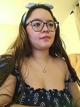 Snapshot of dannaparker chatting on February 2026 01:04:02 AM dannaparker online show from February 2026 01:04:02 AM