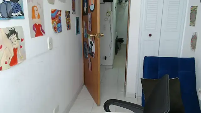 soynanabela28 online show from May 2026 03:39:02 PM