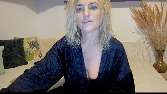 Snapshot of Jadore_able chatting on October 2025 02:37:02 AM Jadore able online show from October 2025 02:37:02 AM