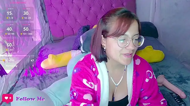 Snapshot of emma_luna1986 chatting on February 2025 06:32:02 AM emma luna1986 online show from February 2025 06:32:02 AM