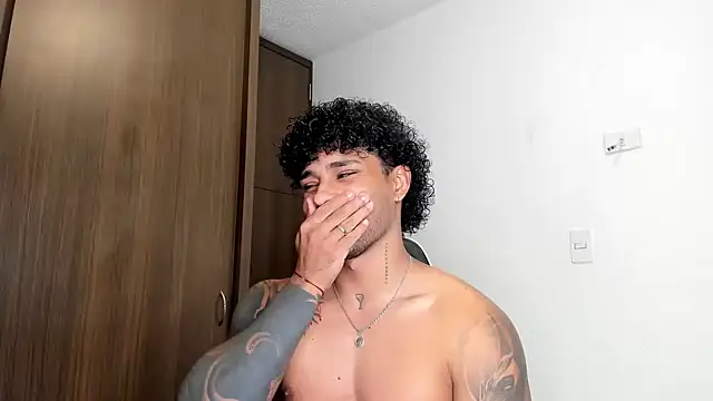 Alessandro Vanni online show from January 2025 11:32:01 PM