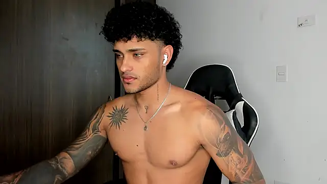 Alessandro Vanni online show from January 2025 07:48:02 PM