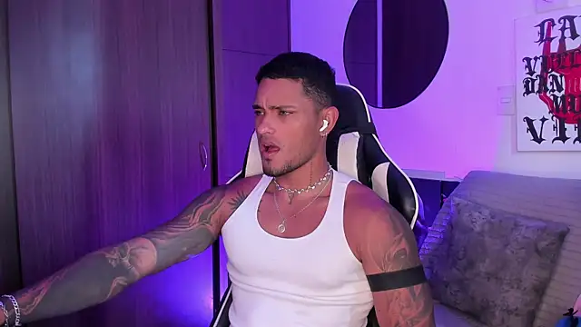 Alessandro Vanni online show from June 2026 02:50:01 PM