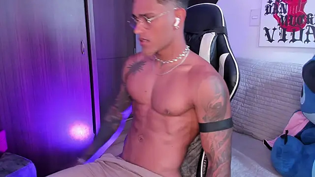 Alessandro Vanni online show from June 2026 01:20:02 PM