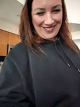 Snapshot of Canadian_BBW chatting on January 2025 09:14:02 PM Canadian BBW online show from January 2025 09:14:02 PM