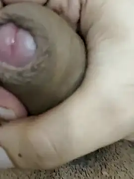 Snapshot of rockkyy9 chatting on October 2025 06:23:01 AM rockkyy9 online show from October 2025 06:23:01 AM