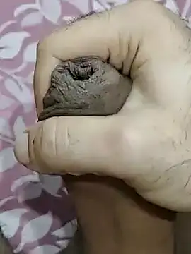 Snapshot of rockkyy9 chatting on January 2026 10:42:02 AM rockkyy9 online show from January 2026 10:42:02 AM