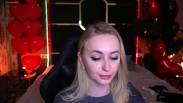 GraceCandy online show from February 2025 01:21:02 AM