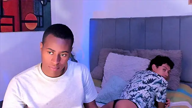 Snapshot of CrissBrownxxx chatting on October 2025 02:21:01 AM CrissBrownxxx online show from October 2025 02:21:01 AM