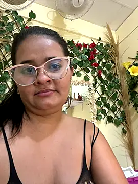 maymercy online show from September 2025 12:25:01 AM