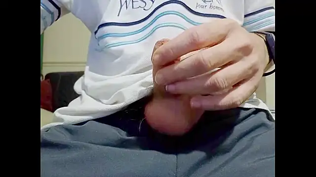 hairyuncut00 online show from September 2025 11:49:01 PM