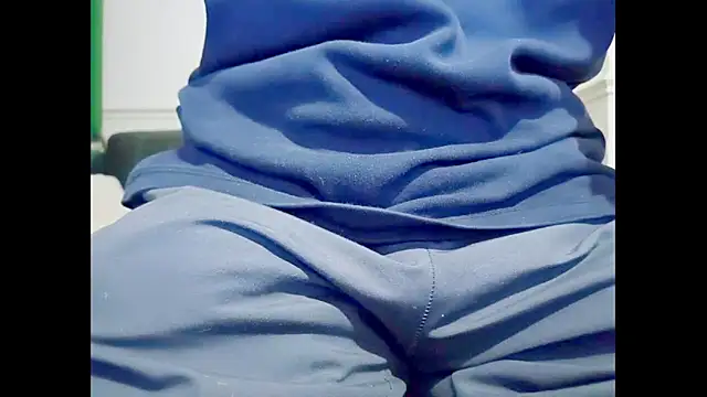 hairyuncut00 online show from October 2025 07:34:01 PM