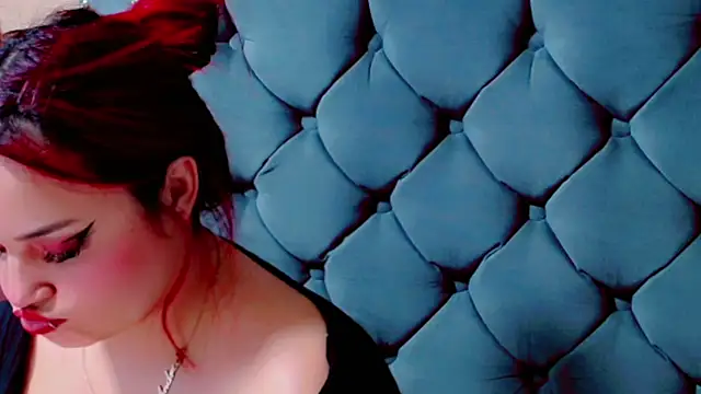 Imannejulienne online show from September 2025 12:32:01 AM