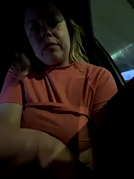 Blueskiiis3 online show from December 2025 11:21:02 PM