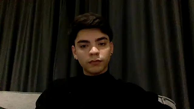 dylancrugerx online show from December 2024 10:51:02 PM