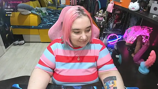 Softie Sofy online show from January 2026 02:49:01 AM