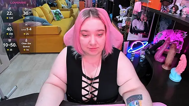 Softie Sofy online show from June 2026 02:42:01 AM
