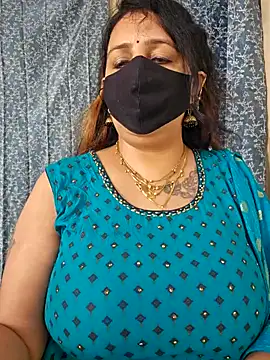 Snapshot of cute-tanvi chatting on January 2025 04:04:01 AM cute-tanvi online show from January 2025 04:04:01 AM