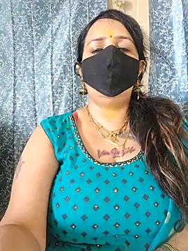 Snapshot of cute-tanvi chatting on January 2025 08:08:02 AM cute-tanvi online show from January 2025 08:08:02 AM