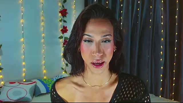 Snapshot of Kenisha_Sweet chatting on January 2025 12:26:01 PM Kenisha Sweet online show from January 2025 12:26:01 PM