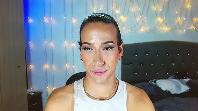 Snapshot of Kenisha_Sweet chatting on February 2025 02:57:01 PM Kenisha Sweet online show from February 2025 02:57:01 PM