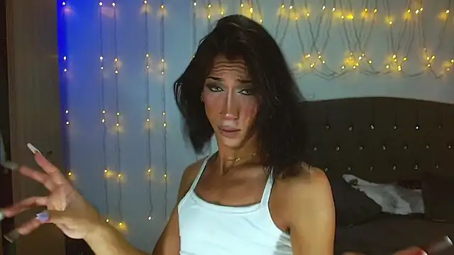 Snapshot of Kenisha_Sweet chatting on February 2025 07:37:02 PM Kenisha Sweet online show from February 2025 07:37:02 PM