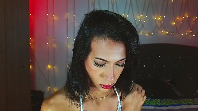 Snapshot of Kenisha_Sweet chatting on March 2025 01:34:02 AM Kenisha Sweet online show from March 2025 01:34:02 AM