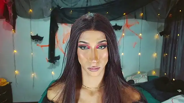 Snapshot of Kenisha_Sweet chatting on October 2025 08:31:01 PM Kenisha Sweet online show from October 2025 08:31:01 PM