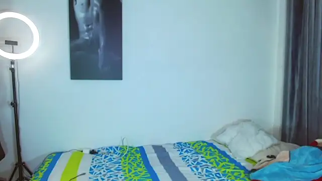 Snapshot of Kenisha_Sweet chatting on December 2025 12:30:01 AM Kenisha Sweet online show from December 2025 12:30:01 AM